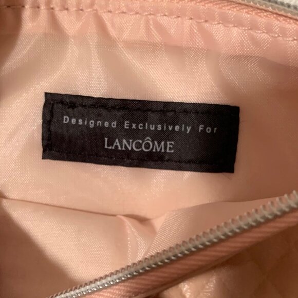 Two small pink makeup bags by Lancome - Picture 4 of 7